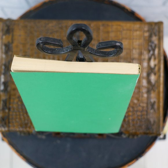 Vintage 1971 America Red Cross First Aid Textbook - Picture 3 of 9